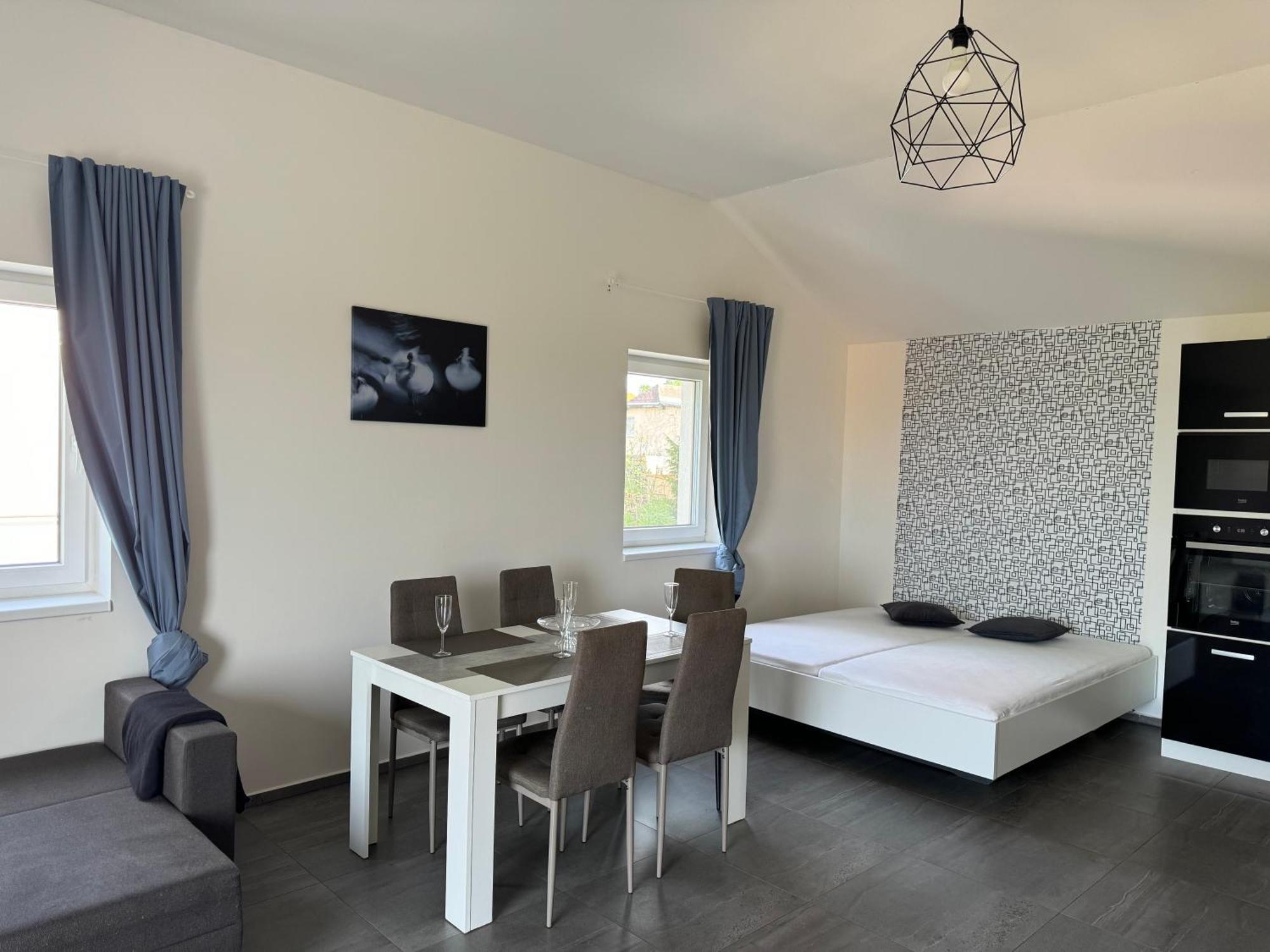 Apartman Byt 75M2 Klid Priroda Pro Rodinu Прага Екстериор снимка